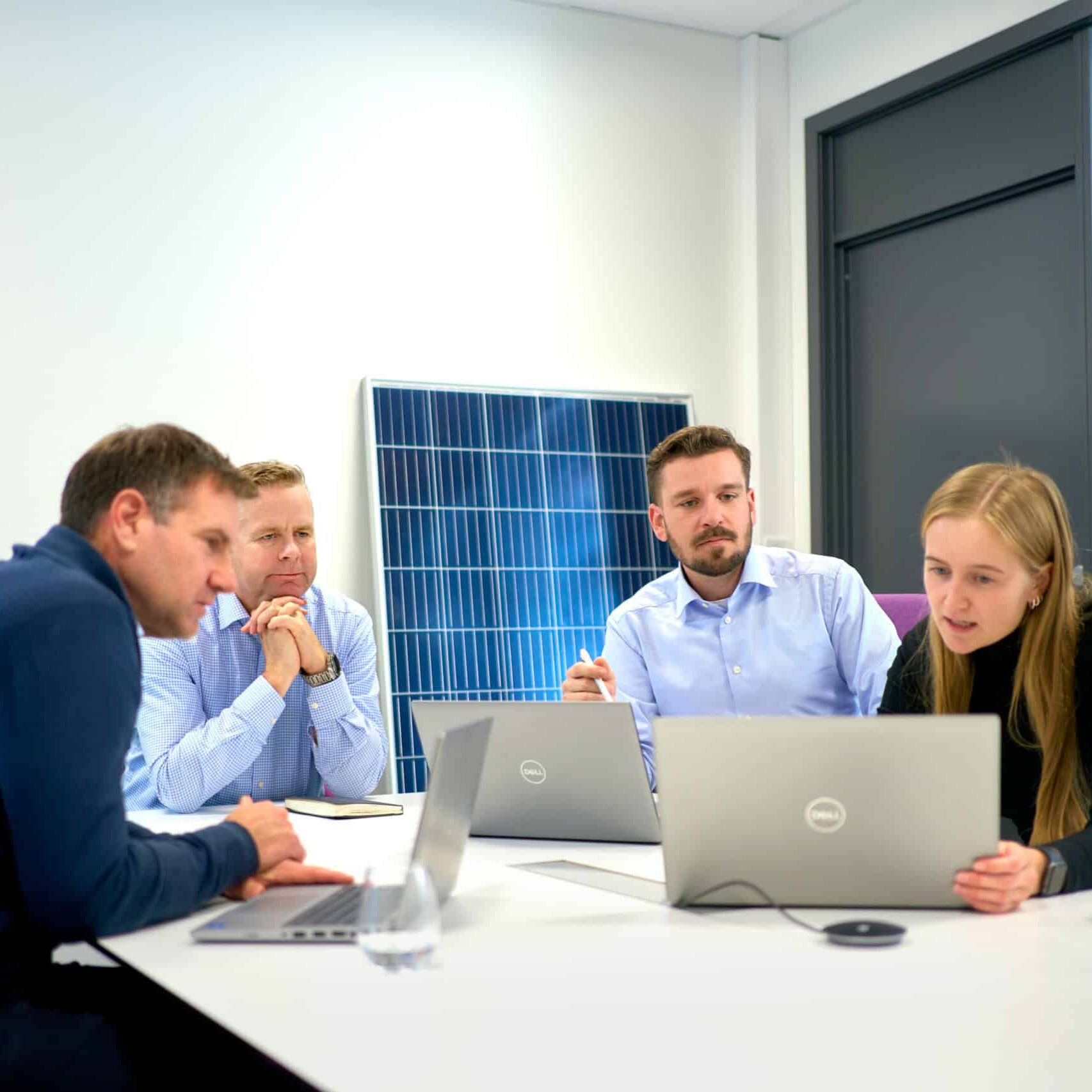 MaxEmanuelson_MAX08977